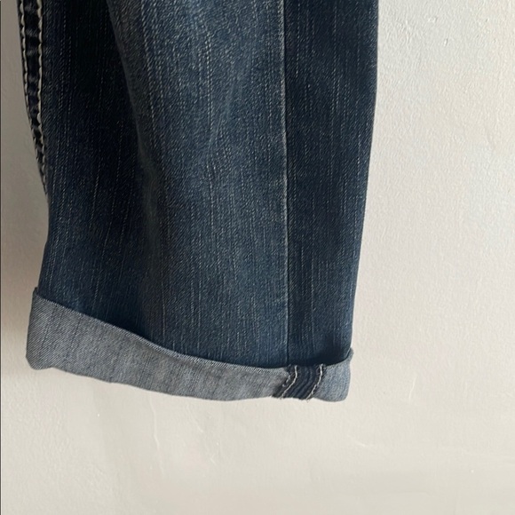 Blue Ankle Cropped Jeans with Contrast Stitching - Picture 3 of 10